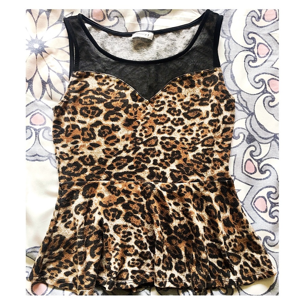 Animal print flared top🐯